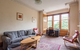 3 Bed Overlooking Meadows Park